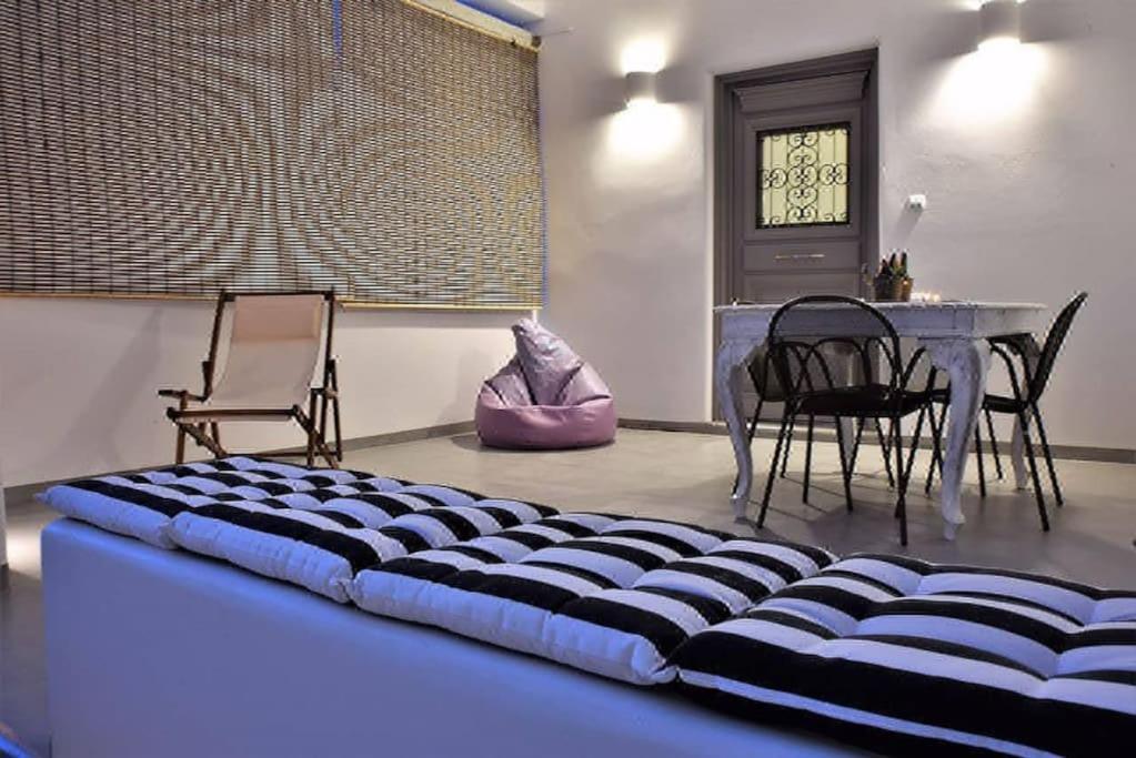 Mare Bay Appartement Adamantas  Buitenkant foto